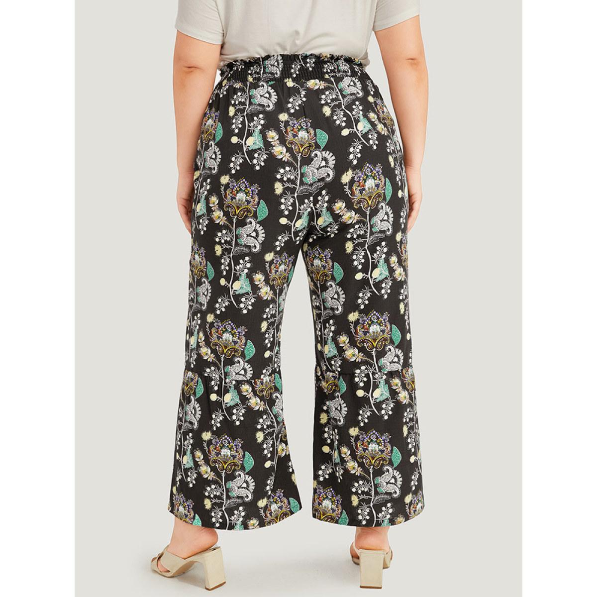 Plus Size Floral Print Shirred Bootcut Ties Pocket Pants Women BlackFlower Elegant Bootcut High Rise Dailywear Pants BloomChic 26/4X Product Image