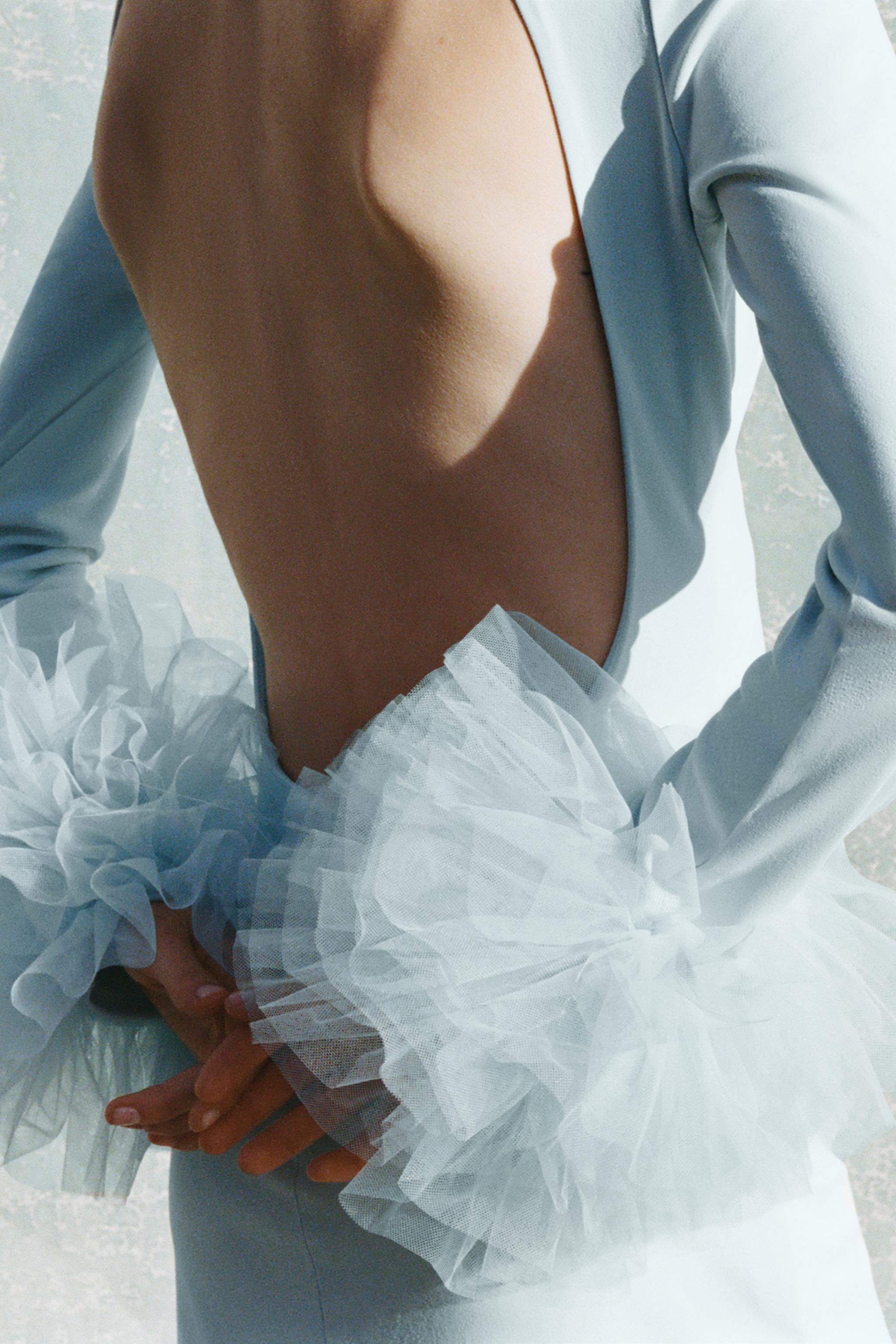 SHORT TULLE CUFF VOLUME DRESS Product Image