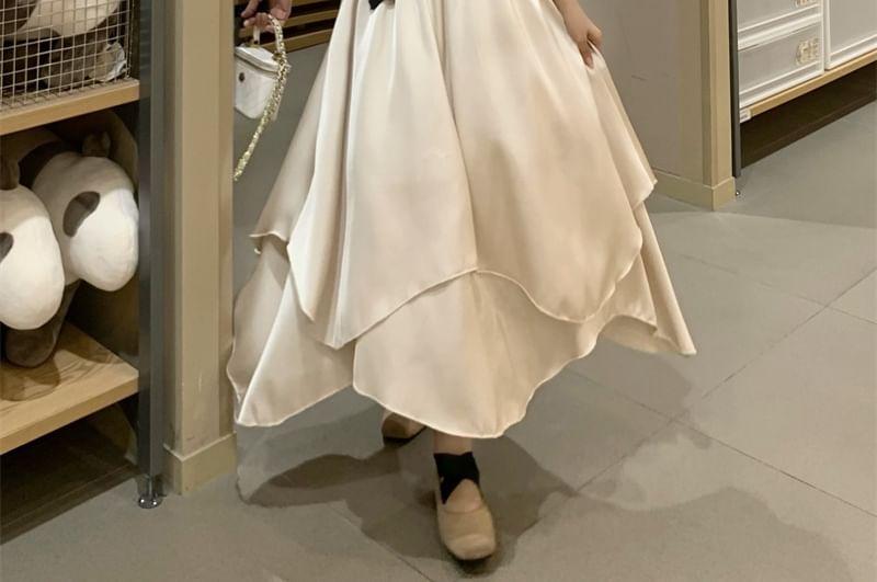 Short-Sleeve V-Neck Plain Slit Knit Top / High Rise Plain Maxi A-Line Skirt Product Image