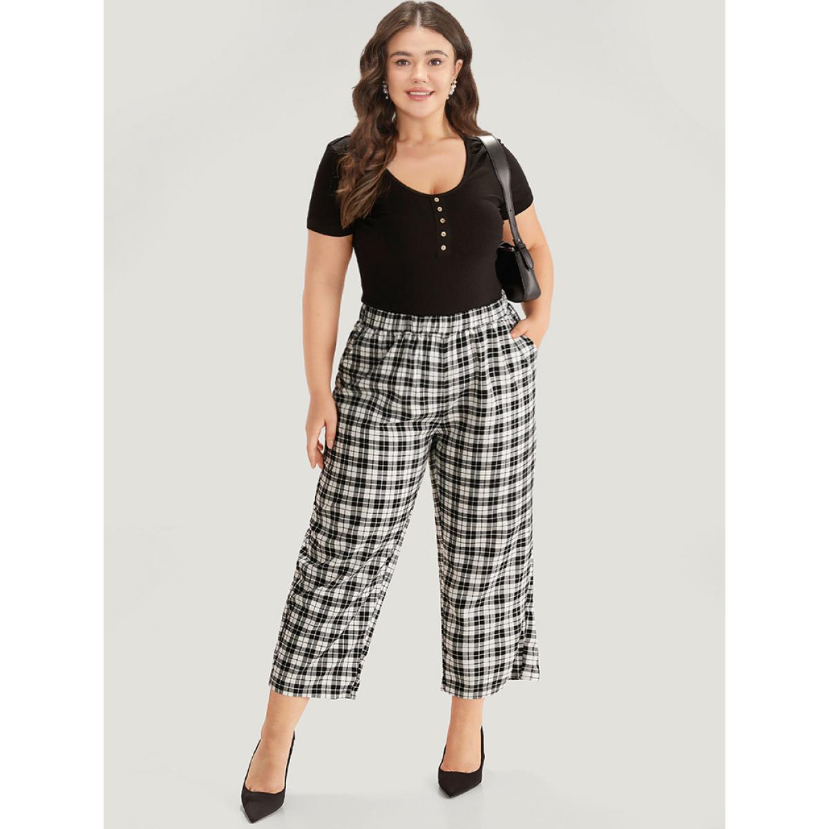 Plus Size Gingham Elastic Waist Pocket Pants Women Black Office High Rise Office Pants BloomChic 12/L Product Image