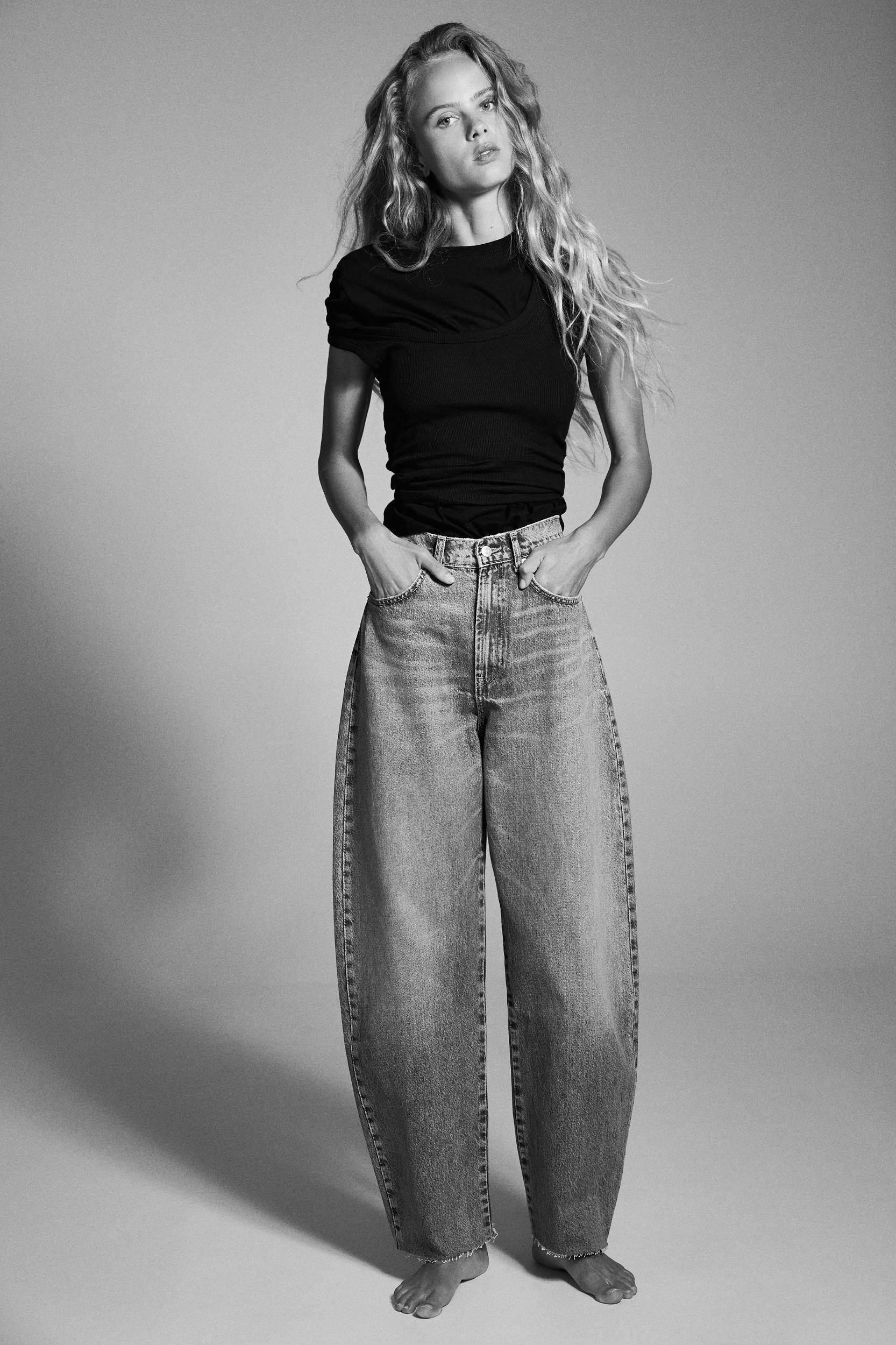 HIGH WAIST TRF BARREL JEANS Product Image