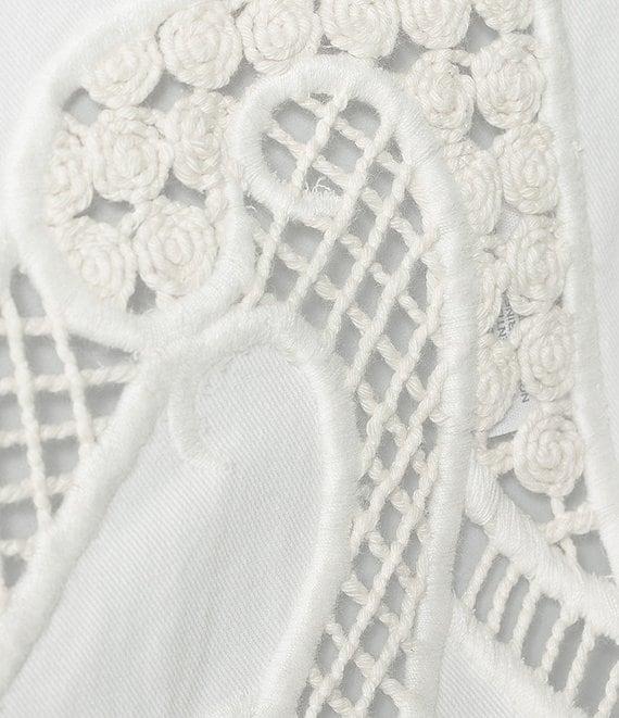 Gianni Bini Sawyer Mid Rise Embroidered Cotton Coordinating Shorts Product Image