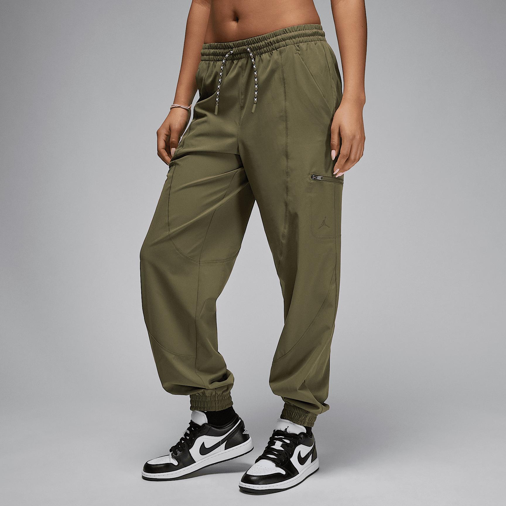 Jordan Sport Women's Tunnel Pants Product Image