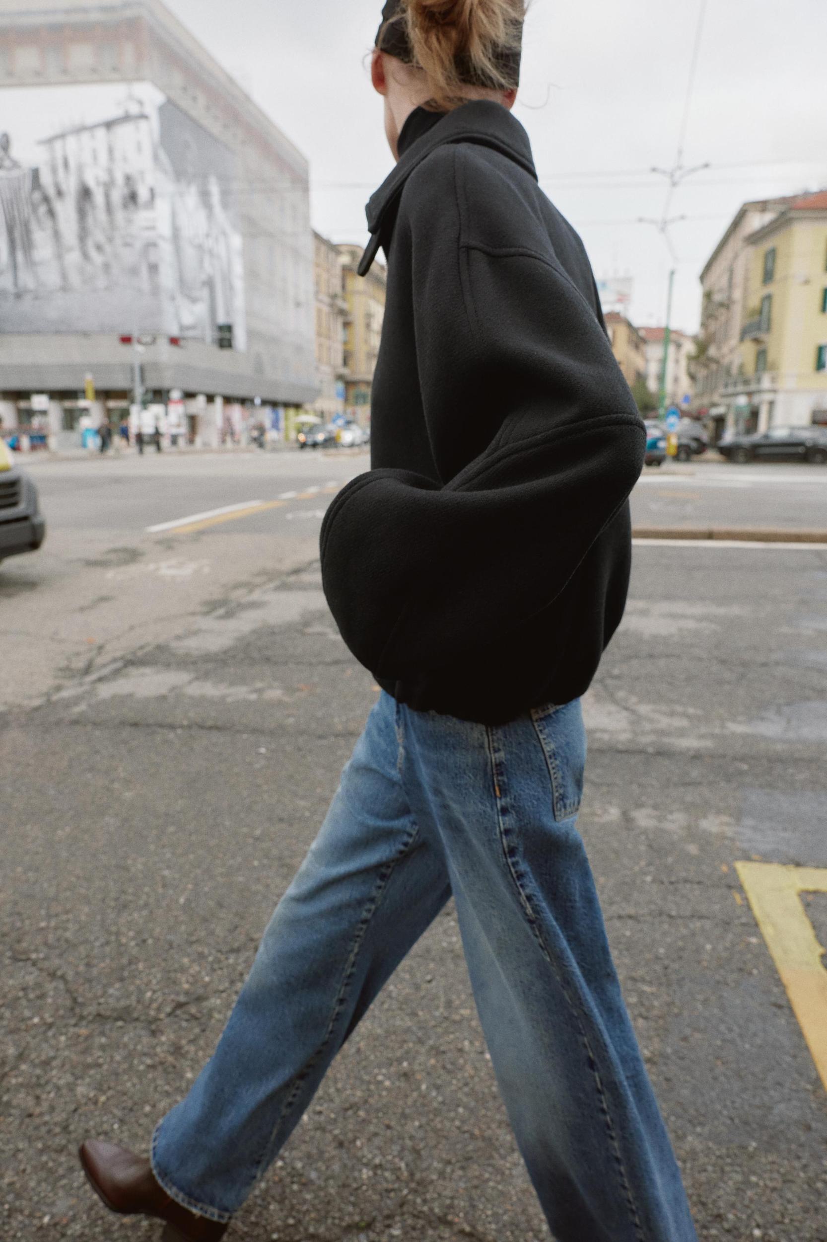 CONTRAST COLLAR WOOL BALLOON BOMBER JACKET Product Image