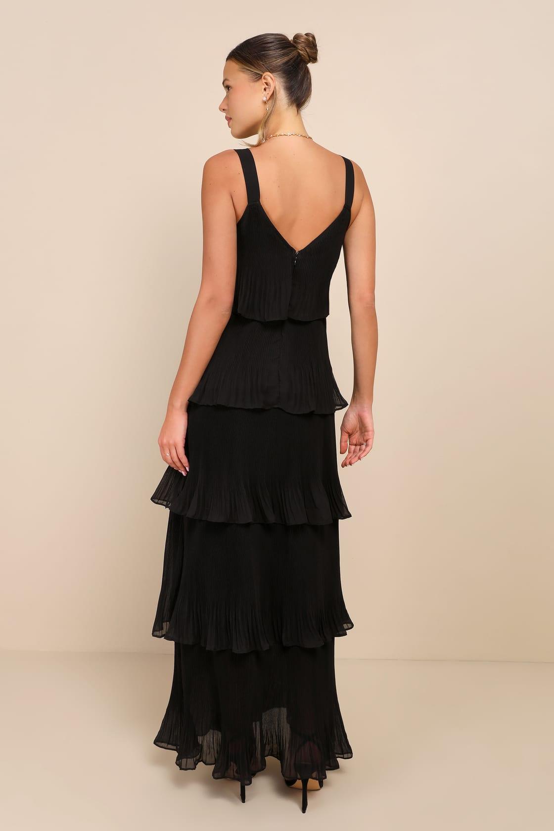 Elegant Nature Black Pleated Sleeveless Tiered Maxi Dress Product Image
