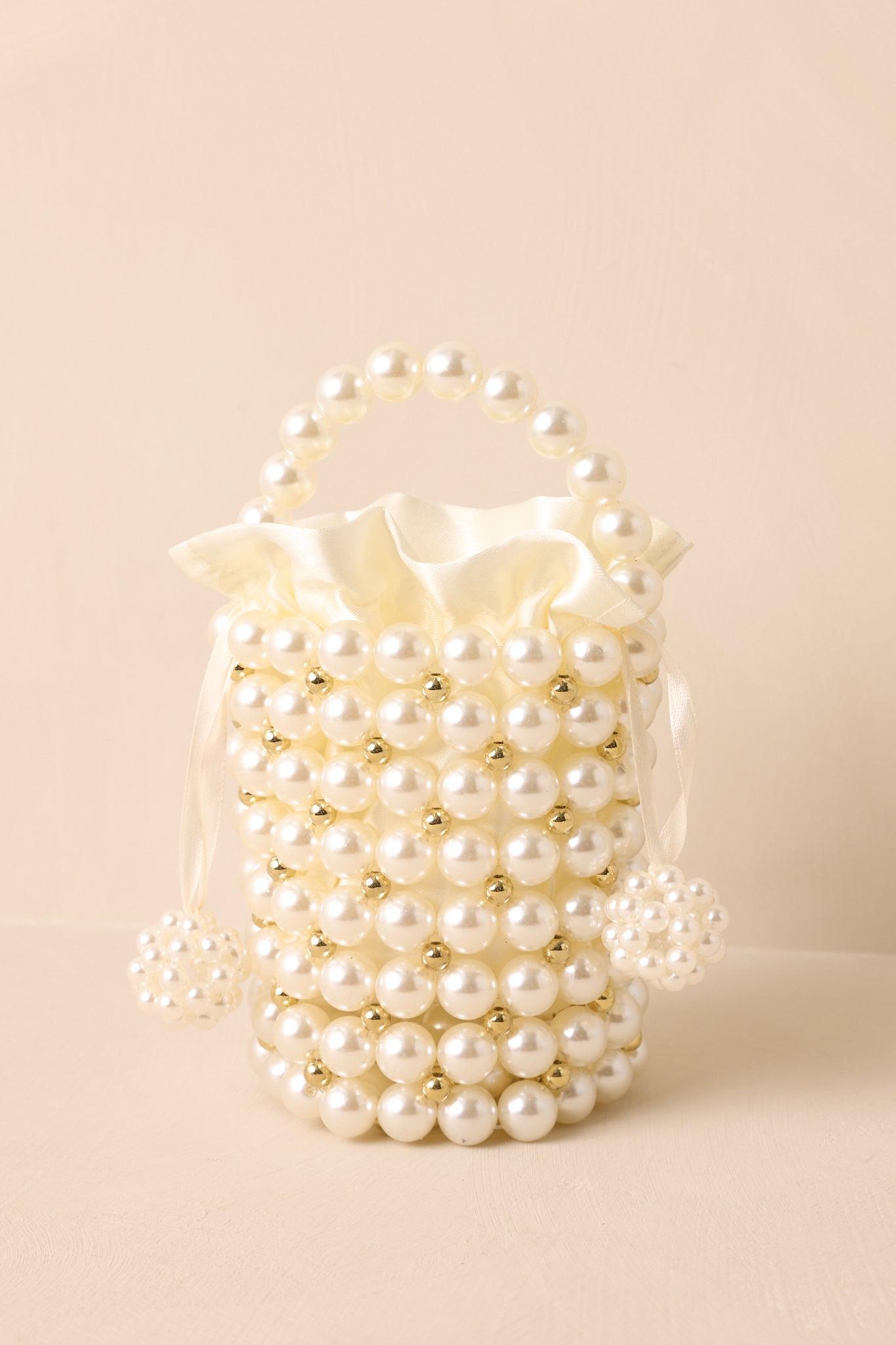 So Chic Ivory Faux Pearl Beaded Handbag Product Image