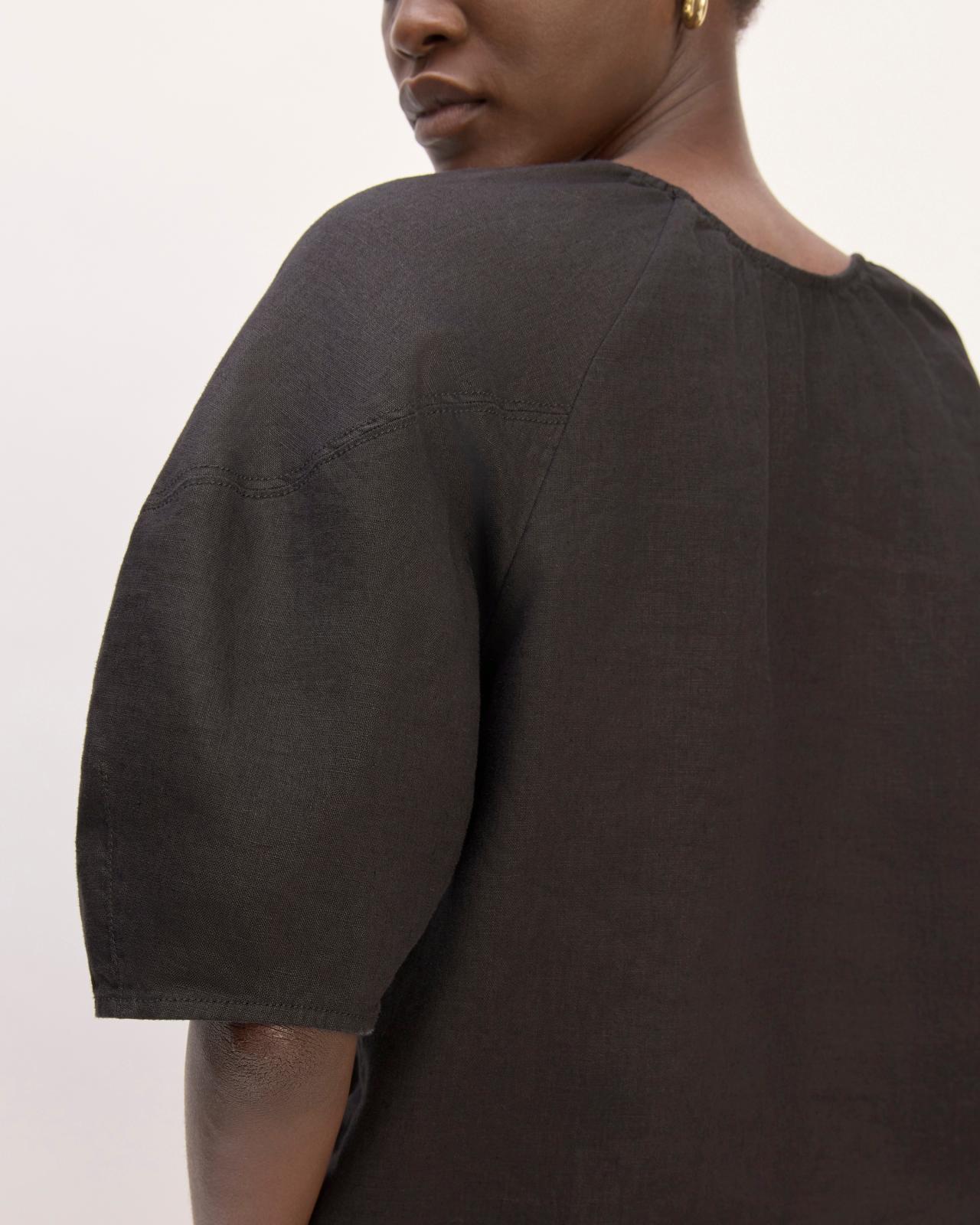 The Scoop Top in Linen Product Image
