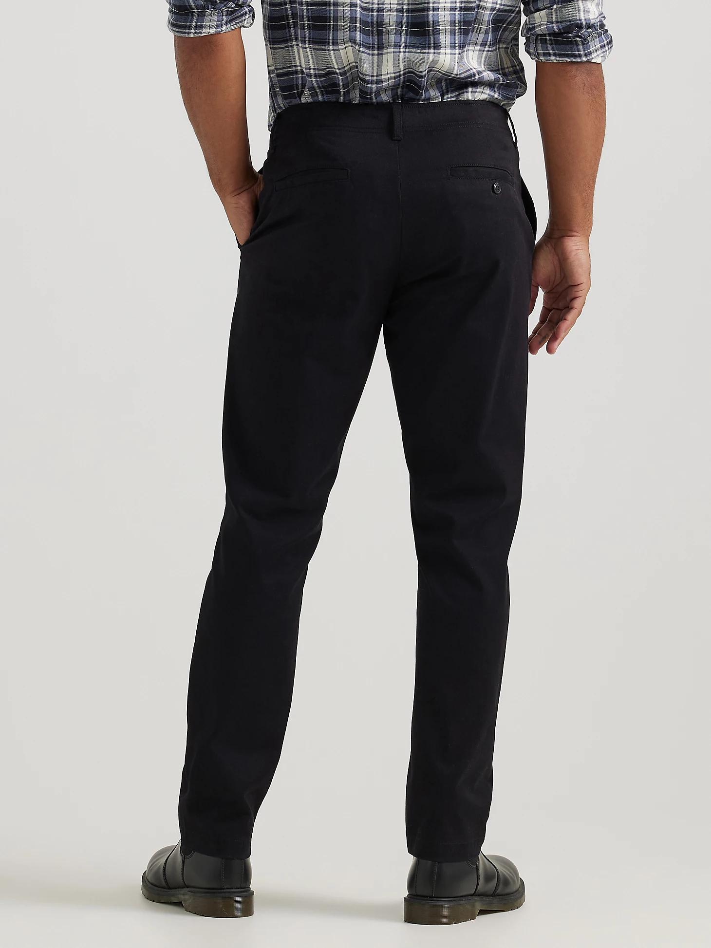 Men's Extreme Motion MVP Relaxed Fit Flat Front Pant | Men's Pants | Lee® Product Image