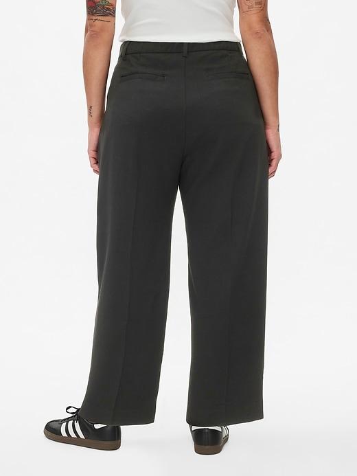 365 High Rise Brushed Twill Pleated Taper Trousers Product Image