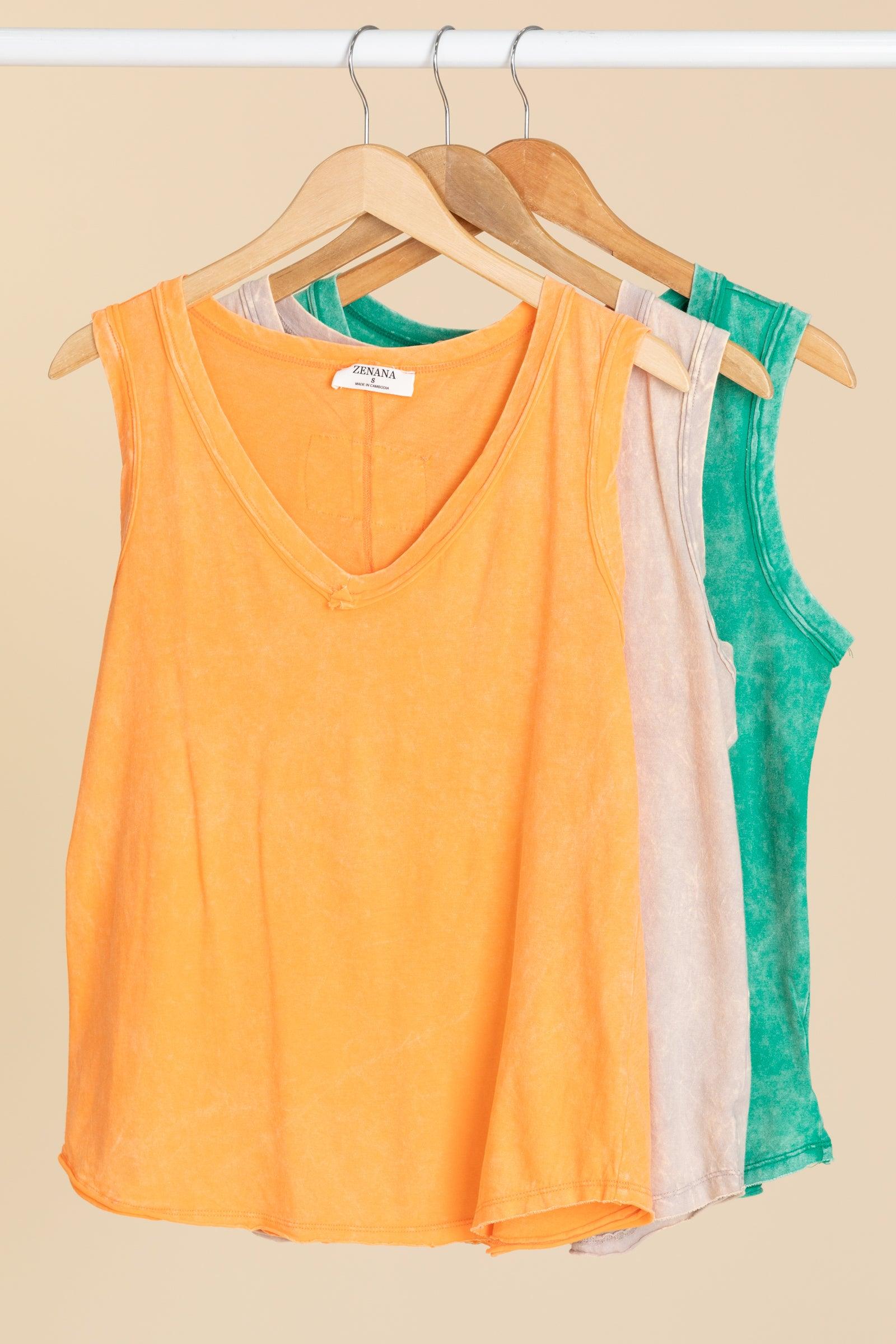 Crinkle Washed V-Neck Sleeveless Knit Top Product Image
