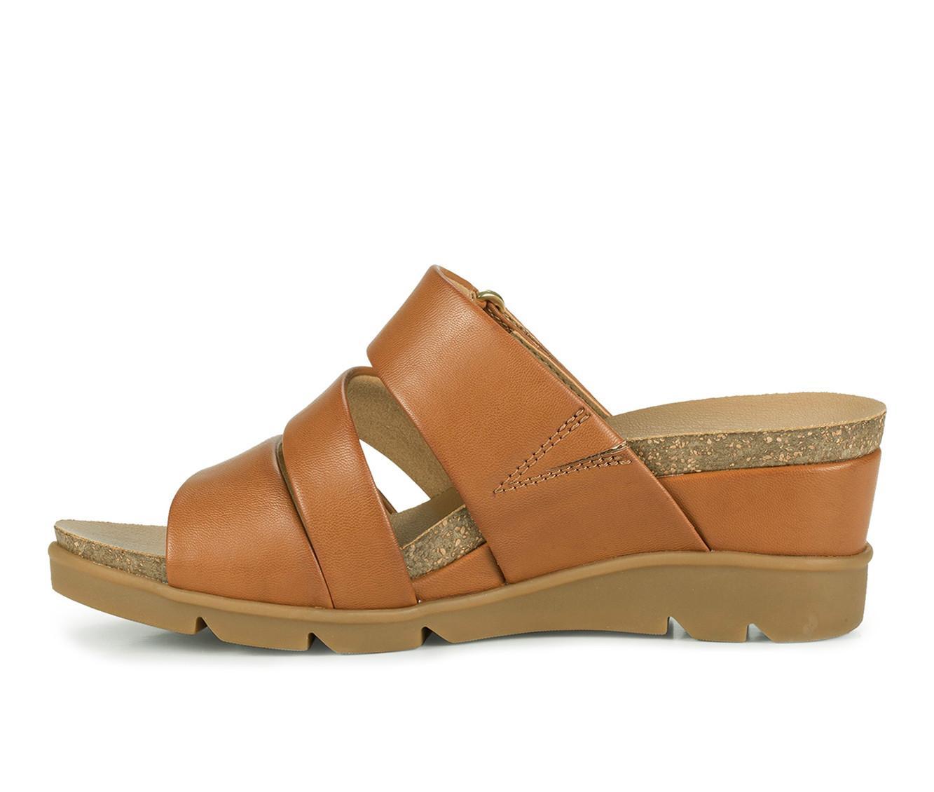 Women's Baretraps Michi Wedges Product Image