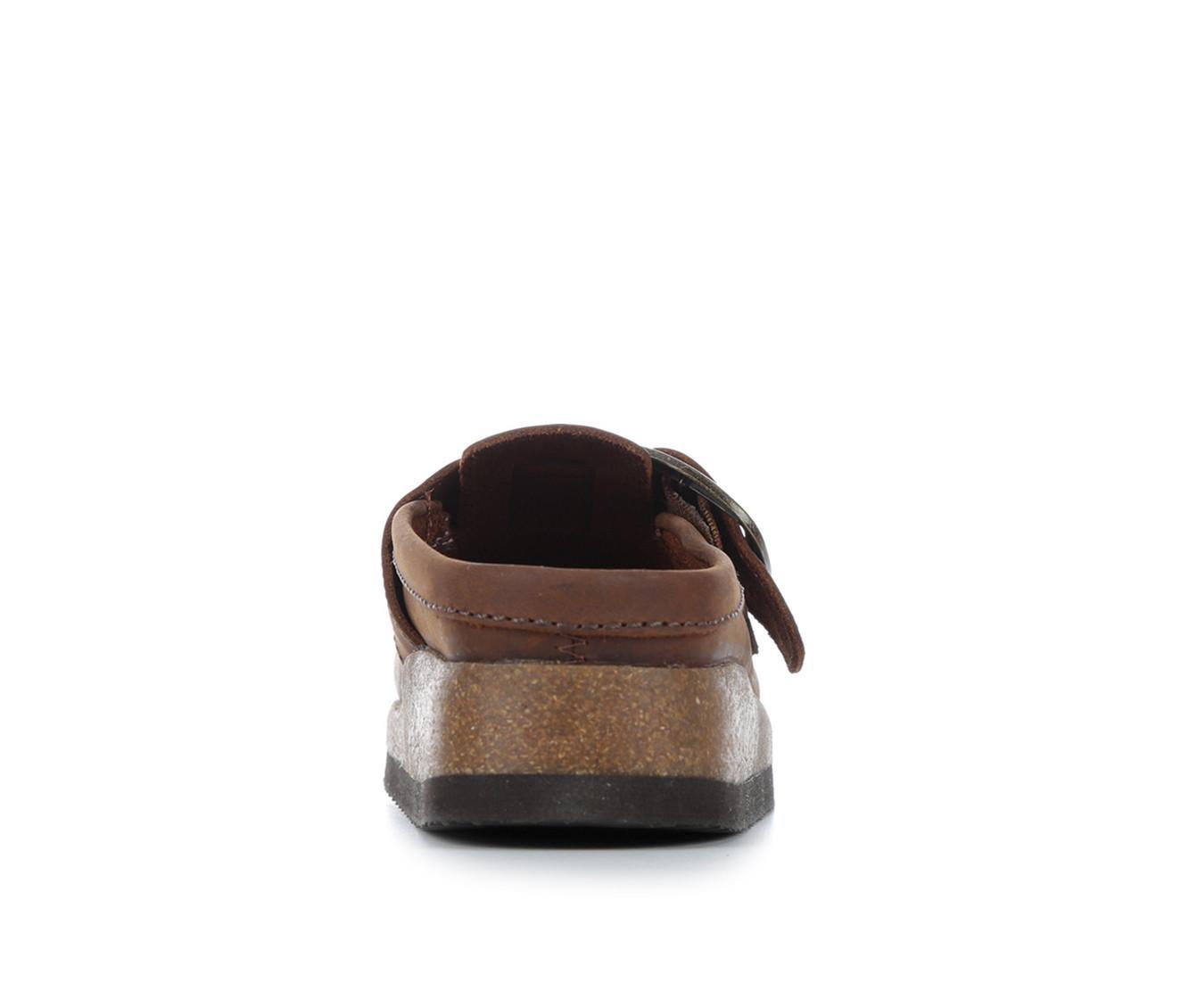 Women's White Mountain Bueno Clogs Product Image