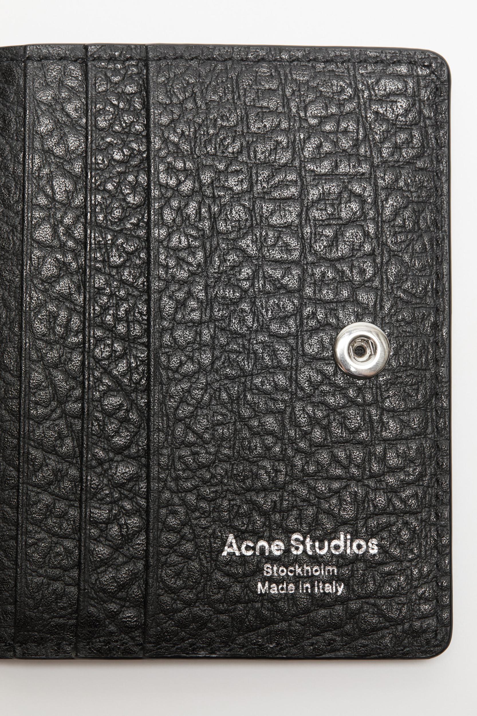 Folded leather wallet Product Image