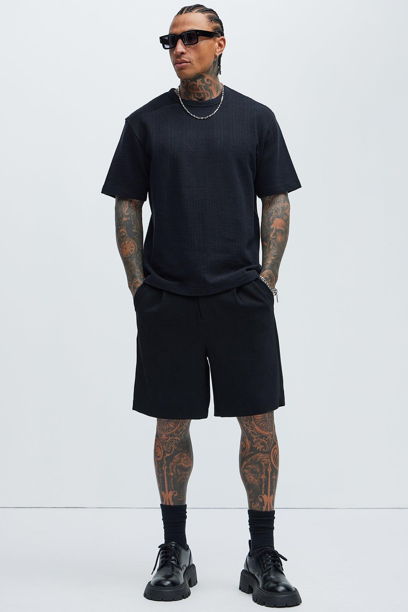 Elm Textured Tee - Black Product Image