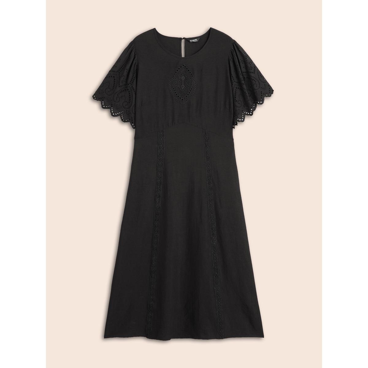 Plus Size Broderie Anglaise Woven Ribbon Midi Dress Black Women Elegant Woven ribbon&lace trim Round Neck Short sleeve Curvy BloomChic 12/L Product Image