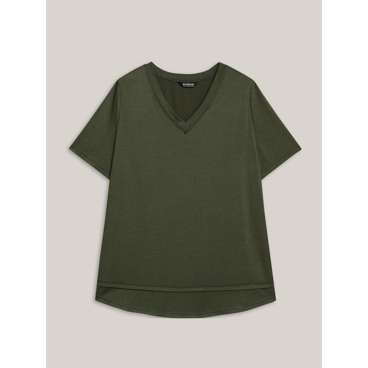 Plus Size V-Neck Half-Sleeve T-Shirt ArmyGreen Women Casual Topstitching V-neck Everyday T-shirts BloomChic 12/L Product Image