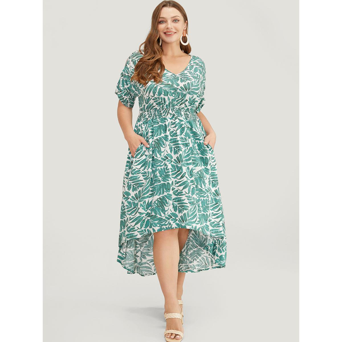 Plus Size Plant Print Pocket Shirred Ruched Sleeve High Low Dress Emerald Women Elegant Ruched V-neck Short sleeve Curvy Midi Dress BloomChic 12/L Product Image