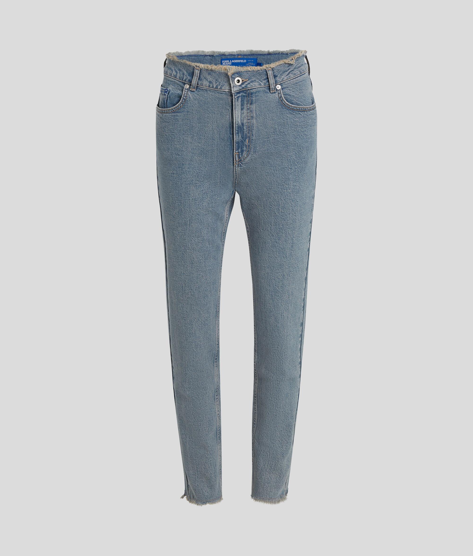 MOM JEANS Product Image