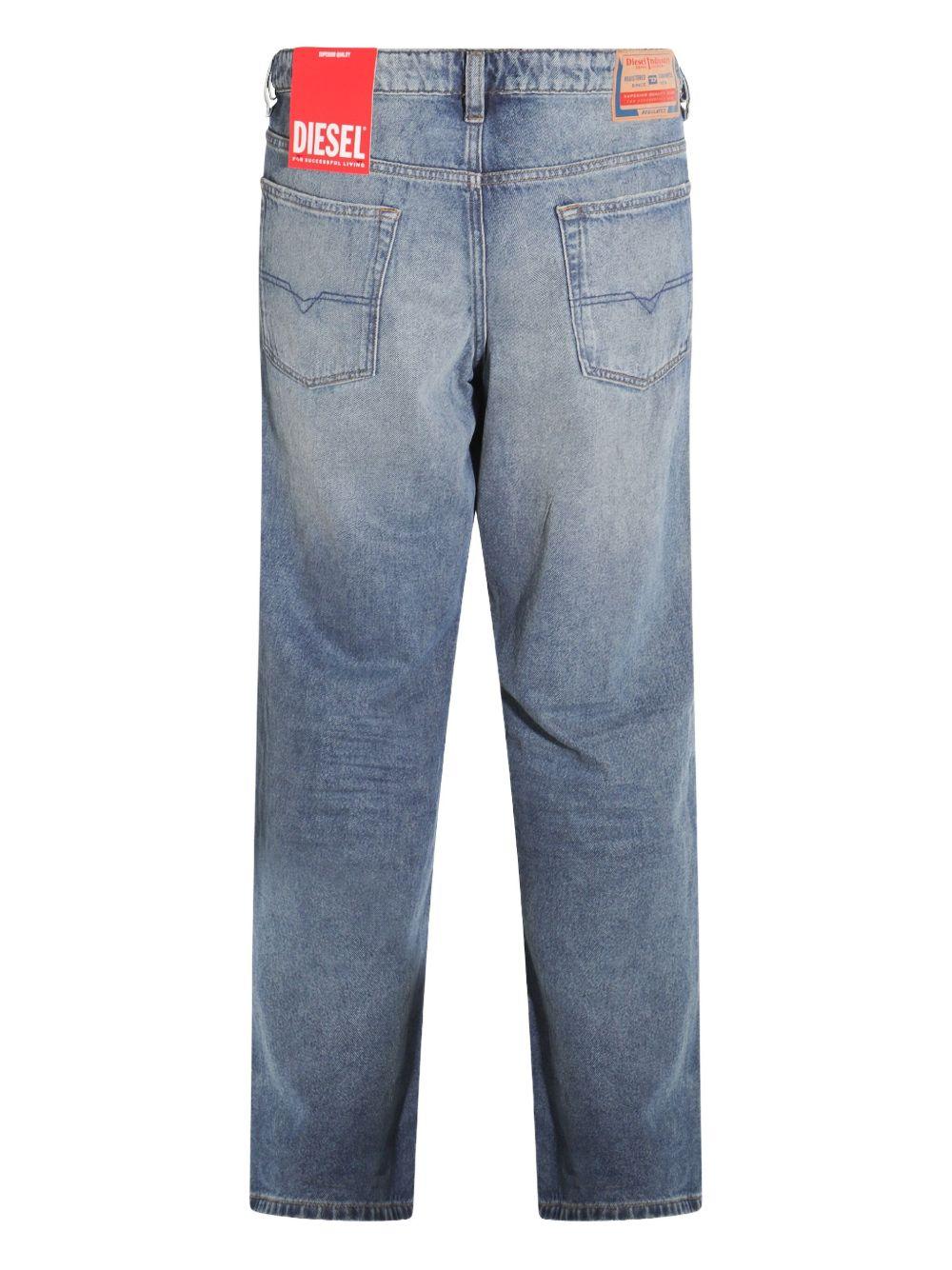 faded jeans Product Image