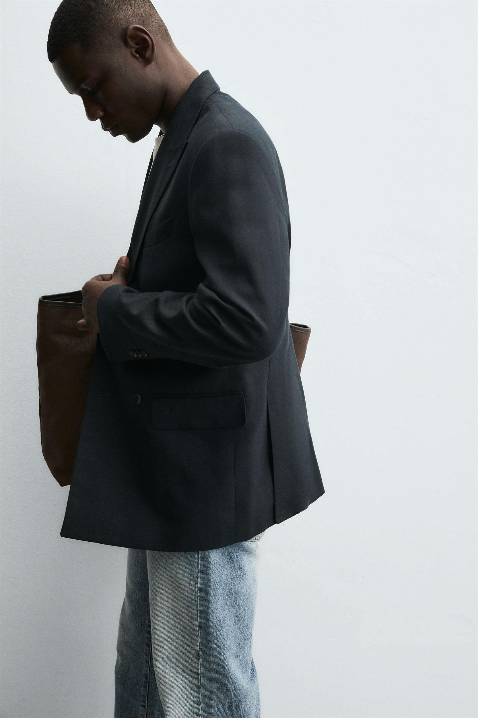 DOUBLE BREASTED BLAZER Product Image