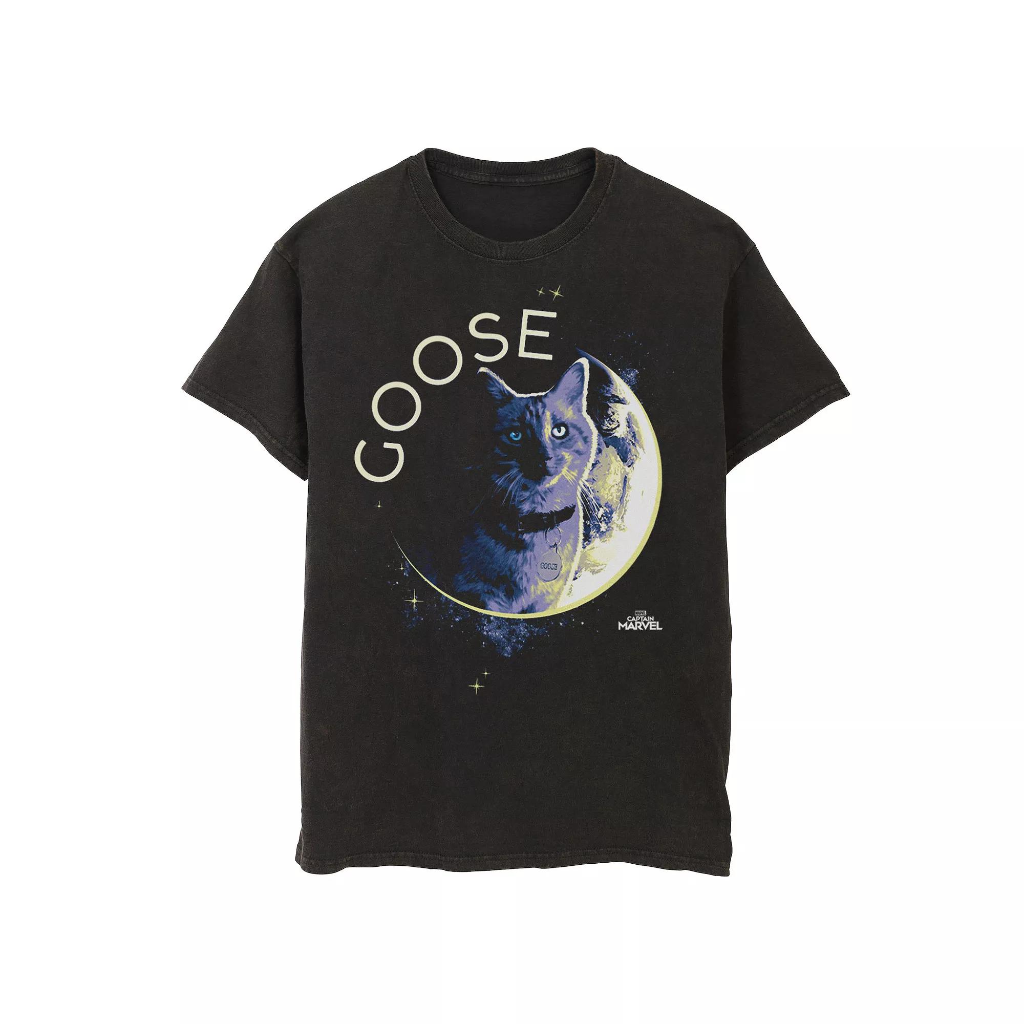 Men's Marvel Captain Marvel Goose Space Planet Portrait Tee,  Product Image