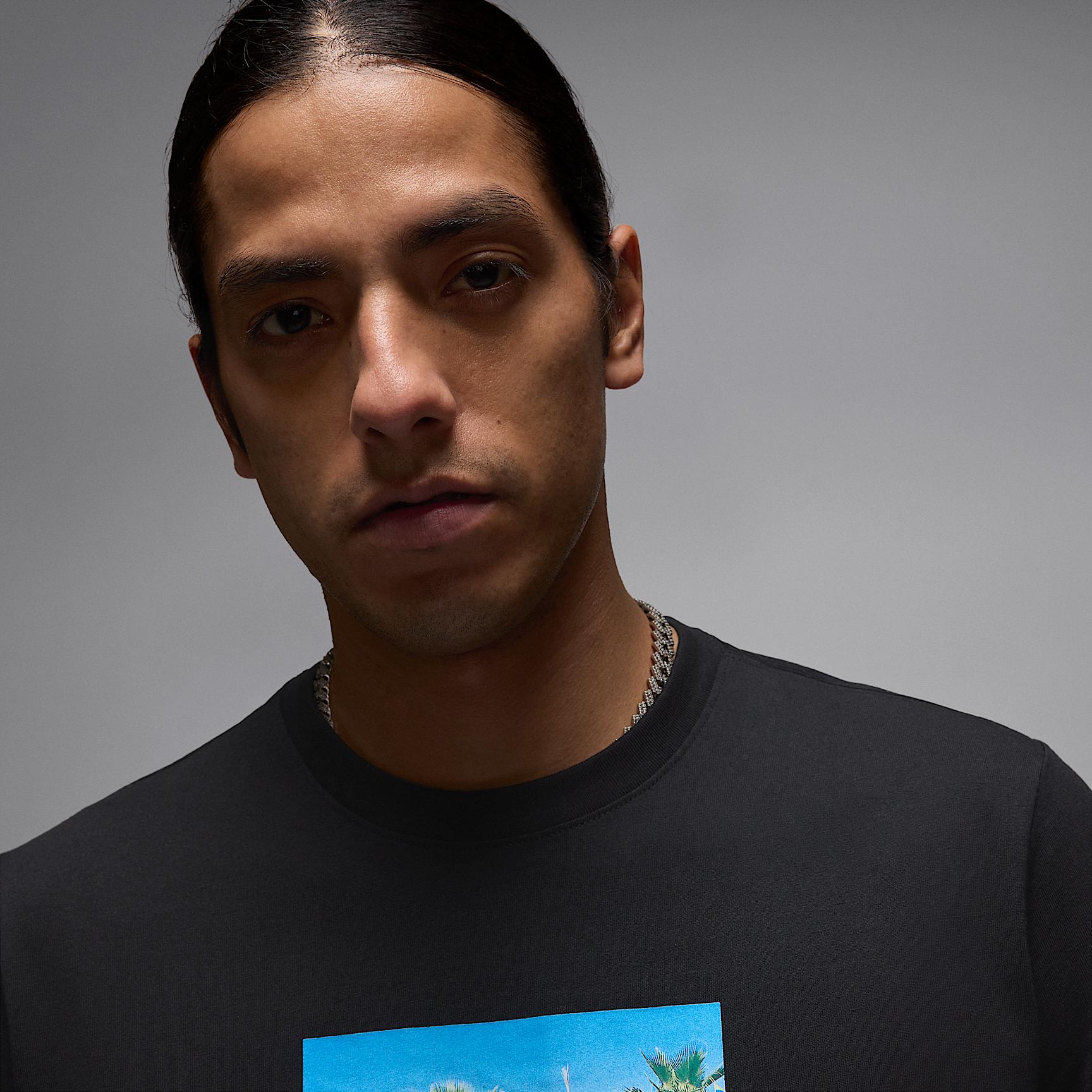 Mens Jordan Brand T-Shirt | HJ2929-410 Product Image