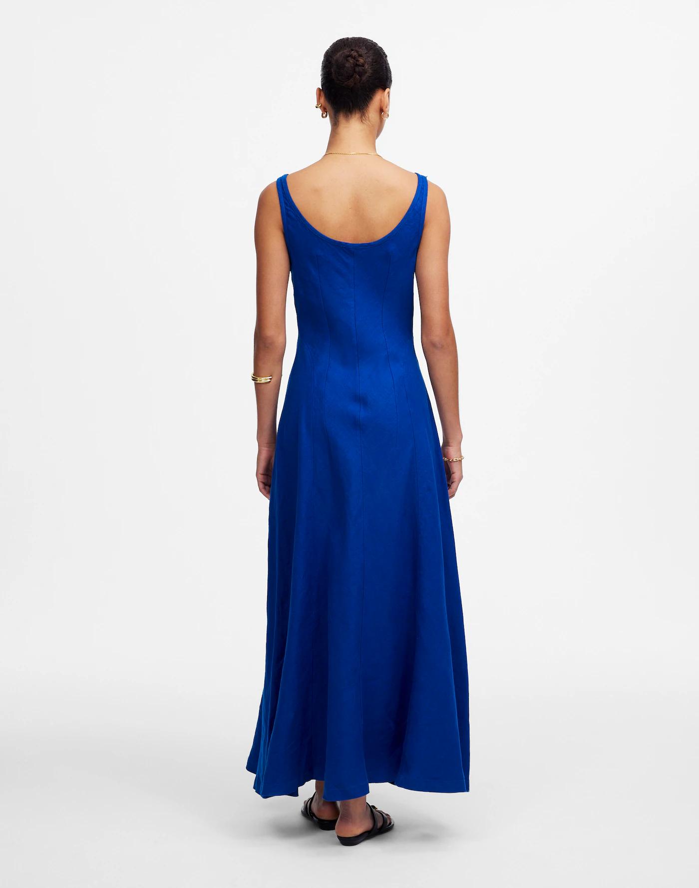 Scoopneck Sleeveless Midi Dress in 100% Linen Product Image