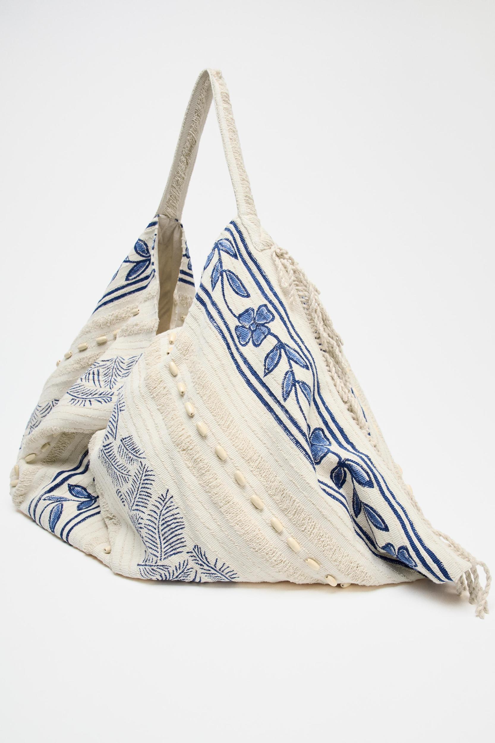 PRINTED SHOPPER BAG Product Image