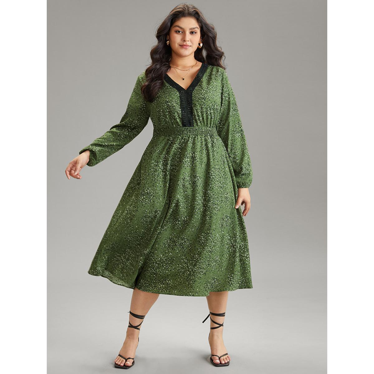 Plus Size Allover Print Shirred Pocket Contrast Trim Dress ArmyGreen Women Elegant Elastic cuffs V-neck Long Sleeve Curvy Midi Dress BloomChic 10/M Product Image
