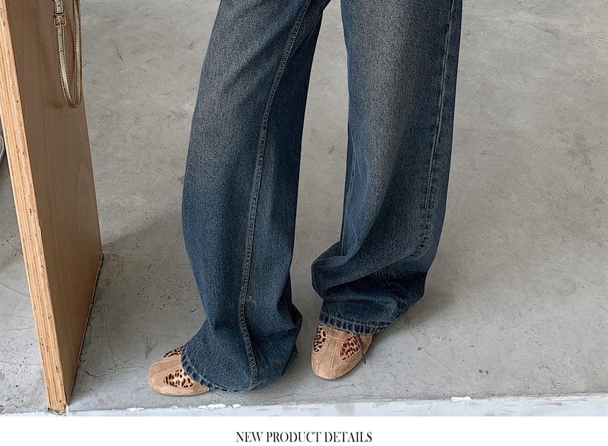 Low Waist Washed Loose Fit Jeans Product Image