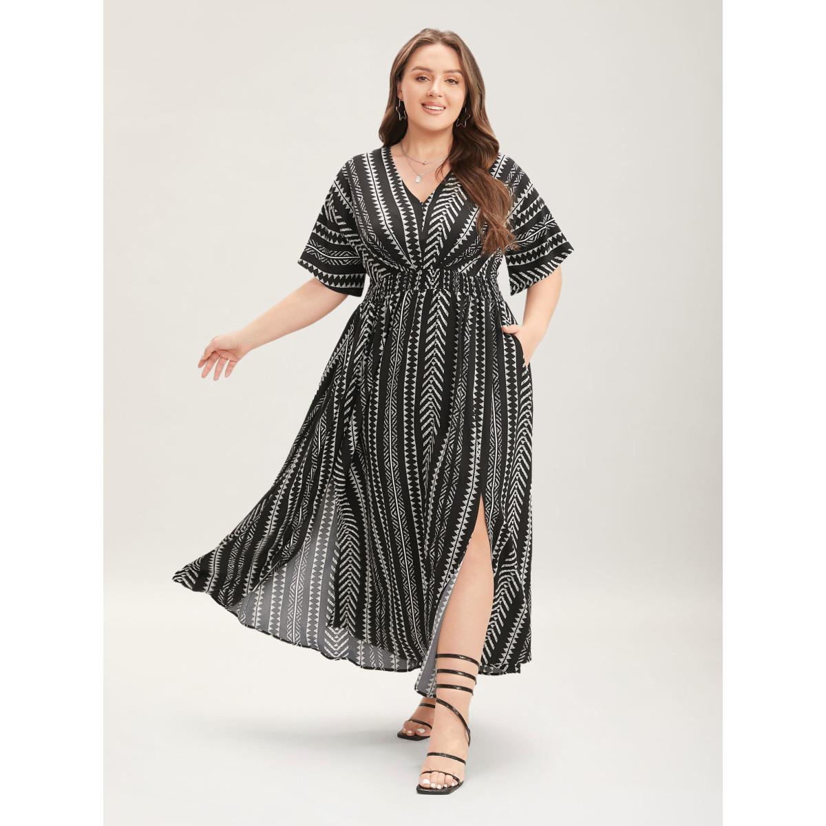 Plus Size Solid Geometric Dolman Sleeve Pocket Shirred Split Hem Dress Black Women Boho Non V-neck Half Sleeve Curvy Long Dress BloomChic 26/4X Product Image