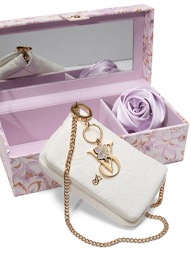 Limited-Edition 4-Piece Accessories Gift Set Product Image