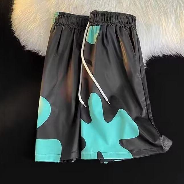 Drawstring Waist Print Shorts Product Image