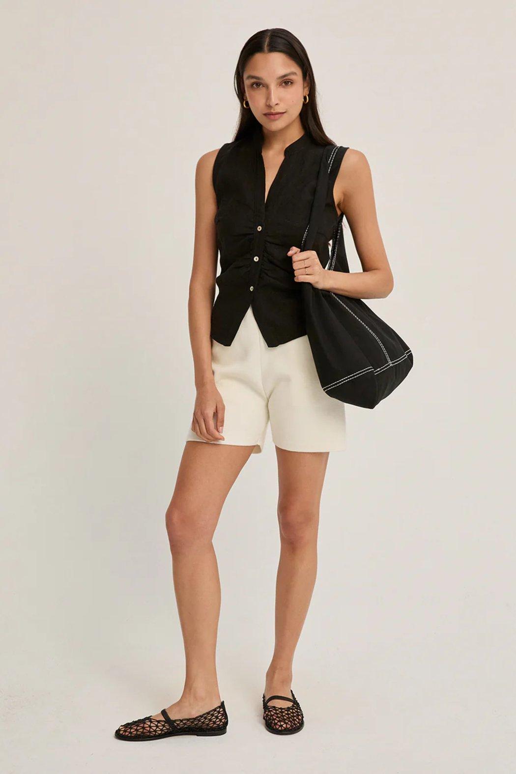 Jaylin Sleeveless Mandarin Collar Linen Blouse Product Image