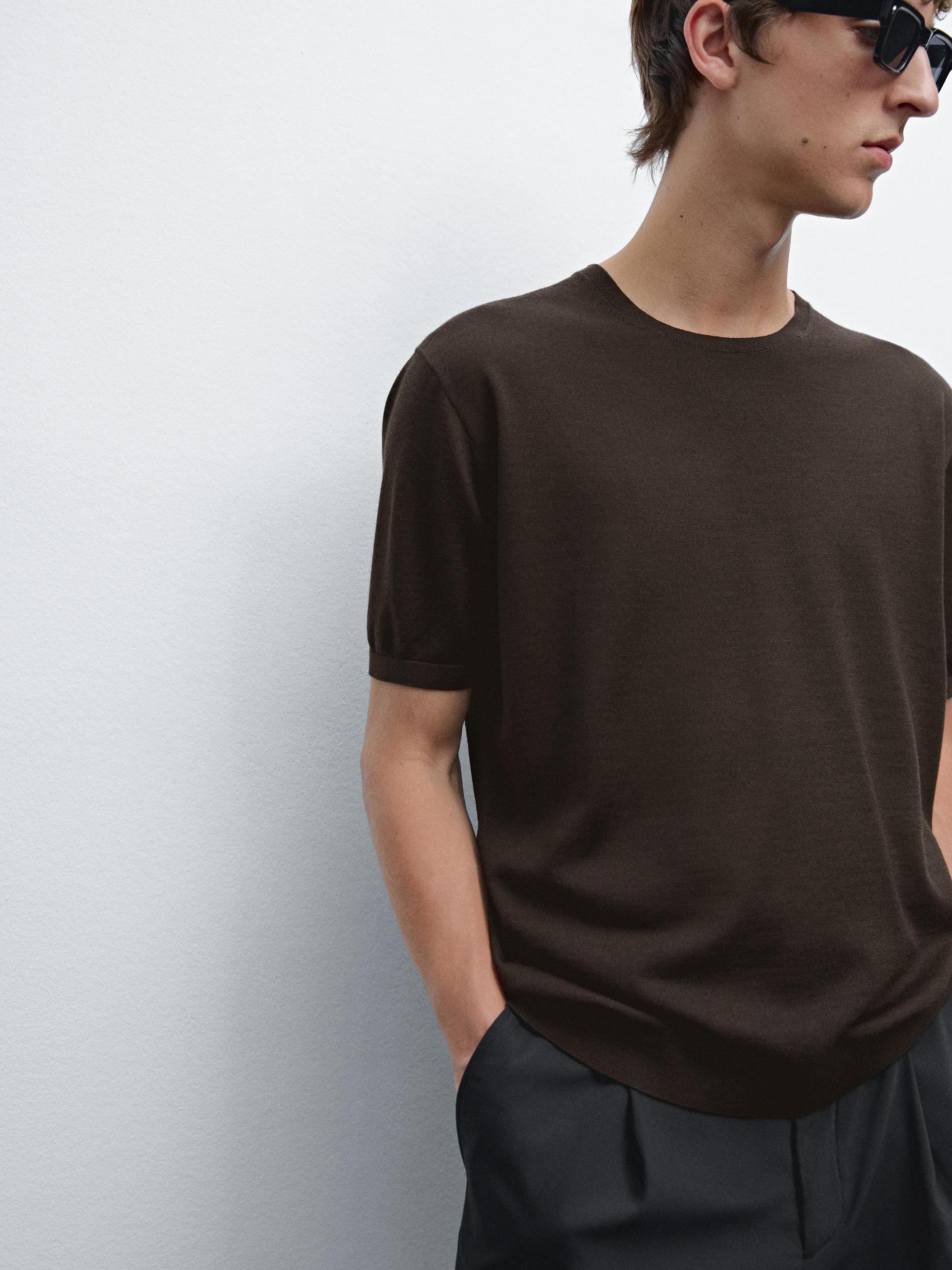Short sleeve knit wool blend T-shirt Product Image