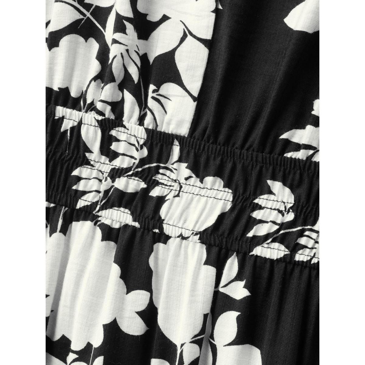 Plus Size Floral Double Stretchy Waist Midi Dress Black Women Heart neckline Short sleeve Curvy BloomChic 12/L Product Image