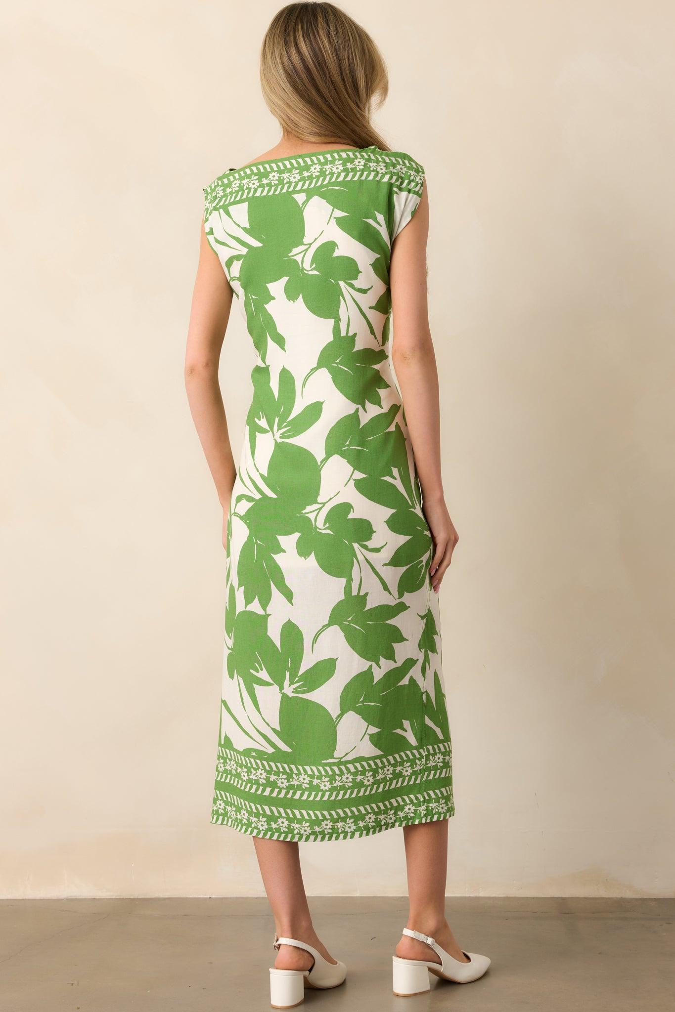 Refined Taste Green Floral Sleeveless Maxi Dress Product Image