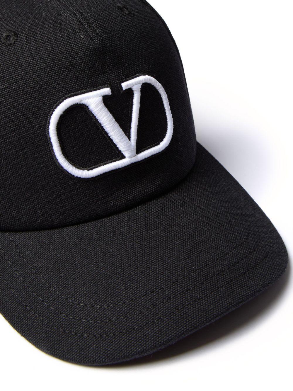 embroidered logo cap  Product Image