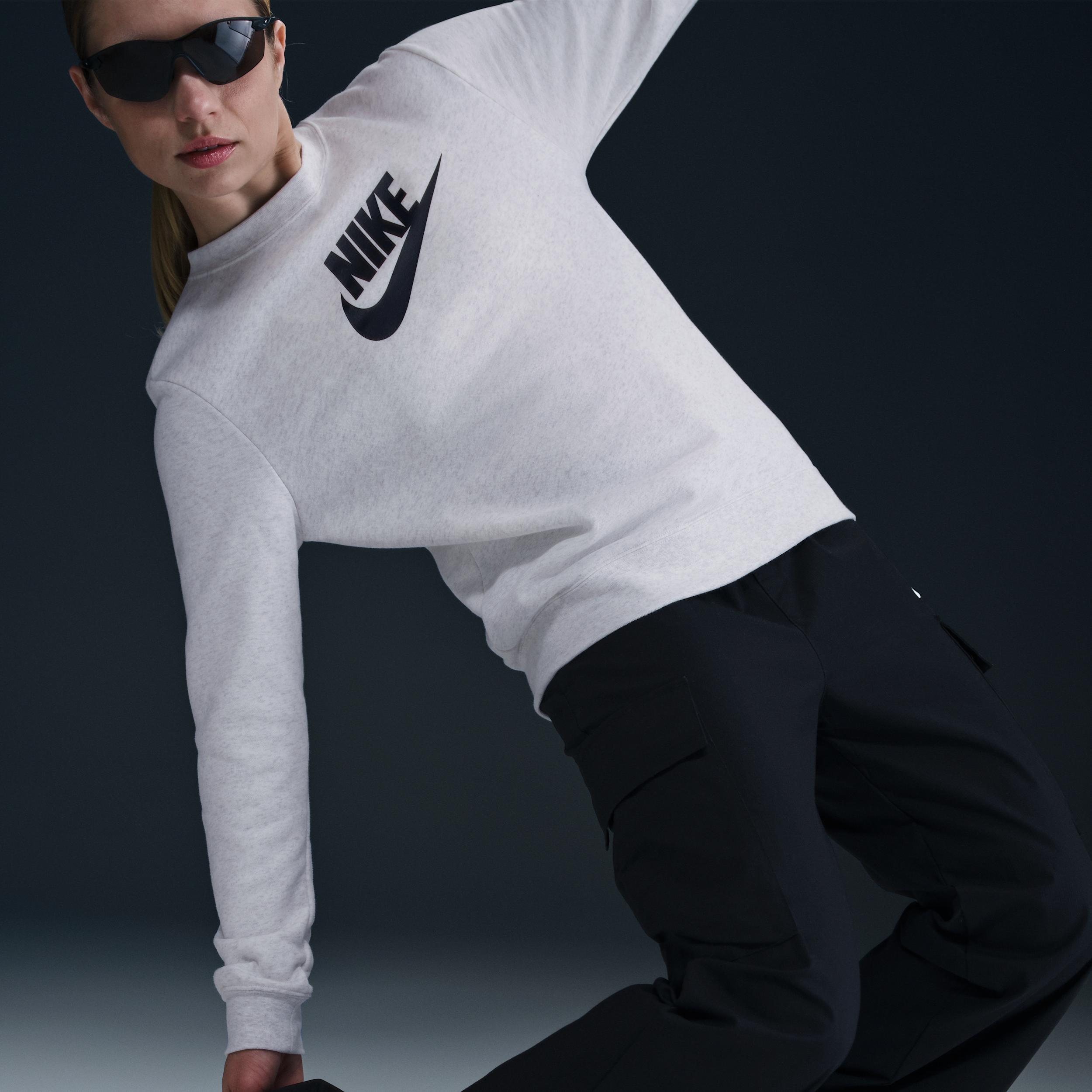 Women's Nike Sportswear Club Fleece Logo Crew-Neck Sweatshirt Product Image