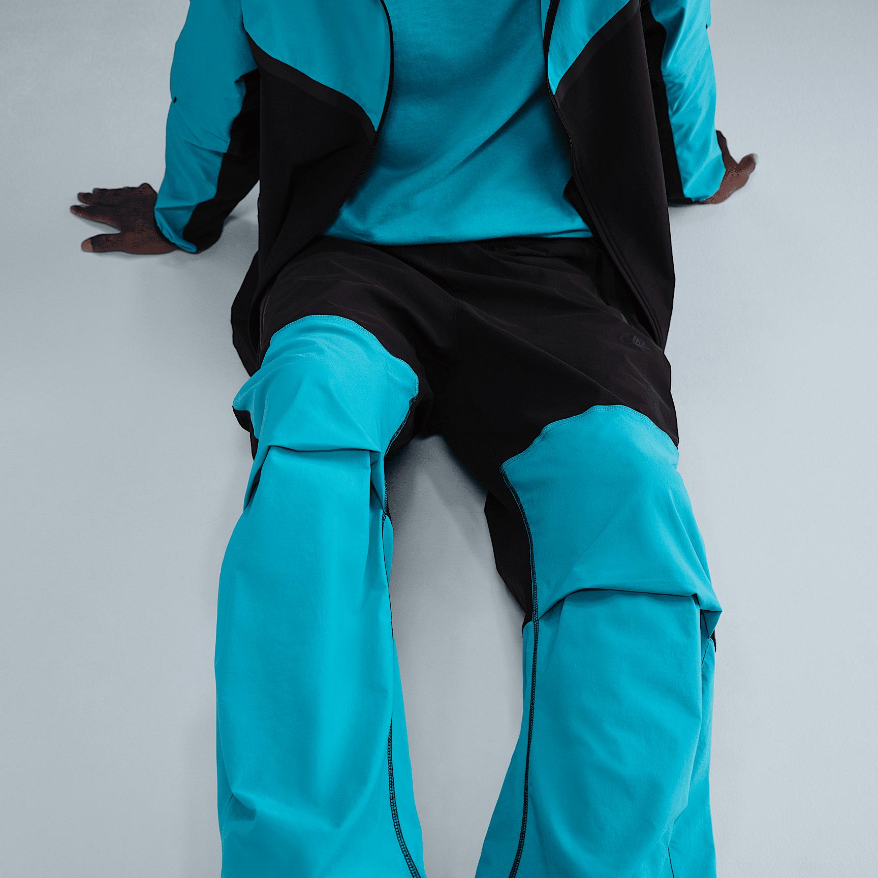 Nike Mens Tech Woven Oversized Pants | HM7158-345 Product Image