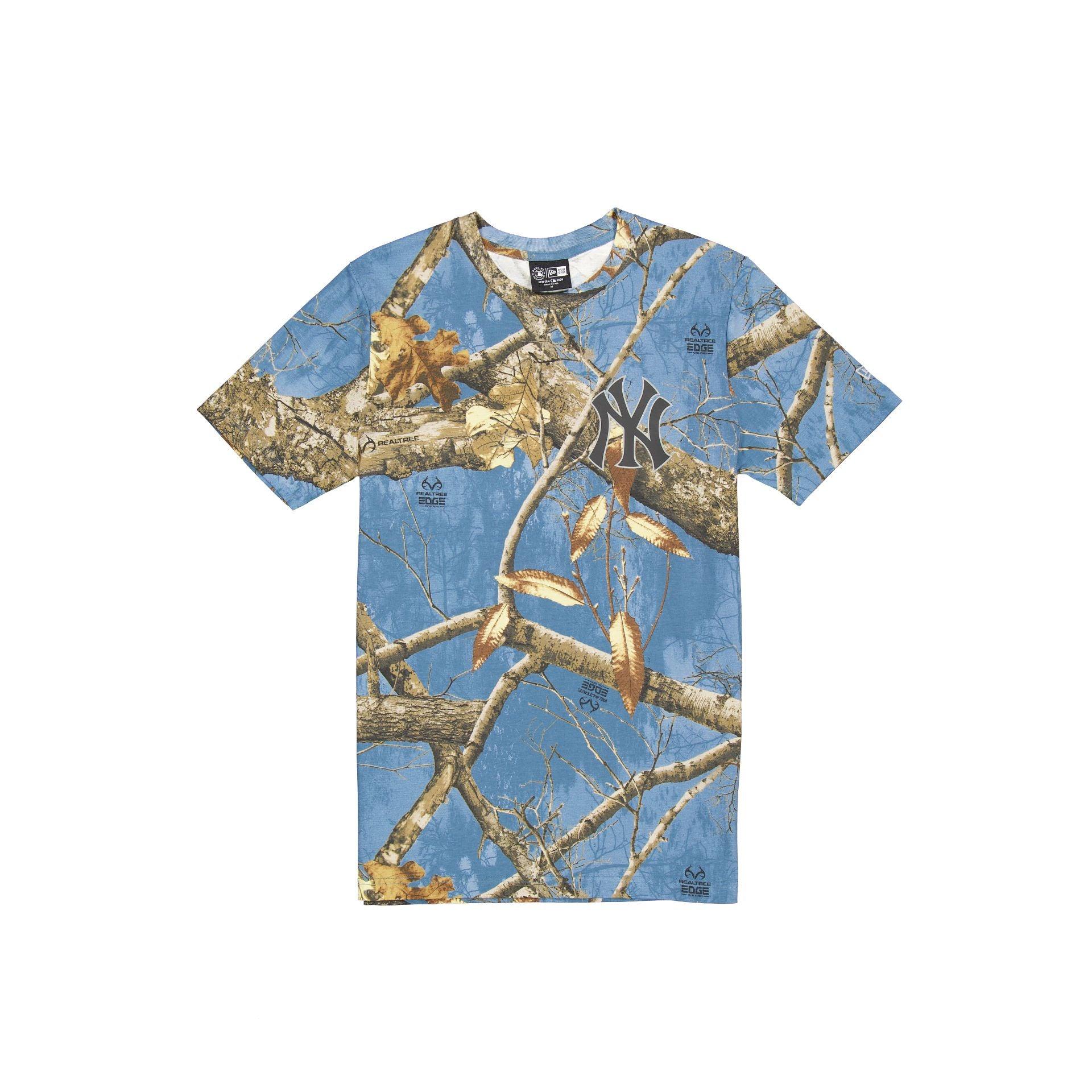 Atlanta Braves Realtree T-Shirt Male Product Image