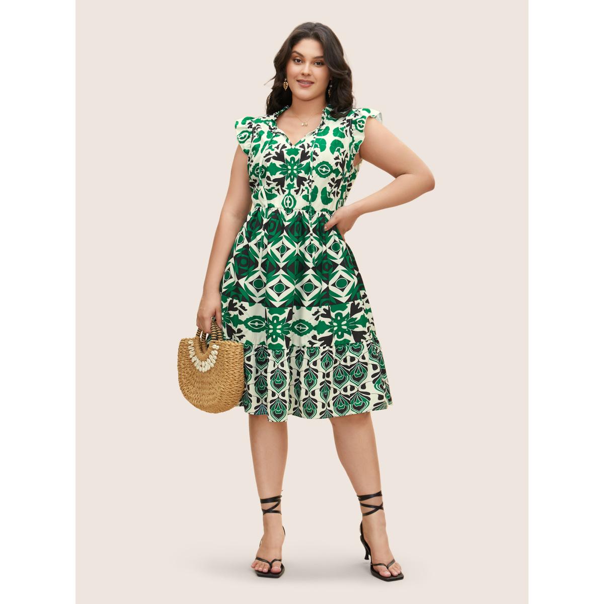 Plus Size Boho Print Tie Knot Ruffle Cap Sleeve Dress Malachitegreen Women Resort Tie knot Notched collar Cap Sleeve Curvy BloomChic 12/L Product Image