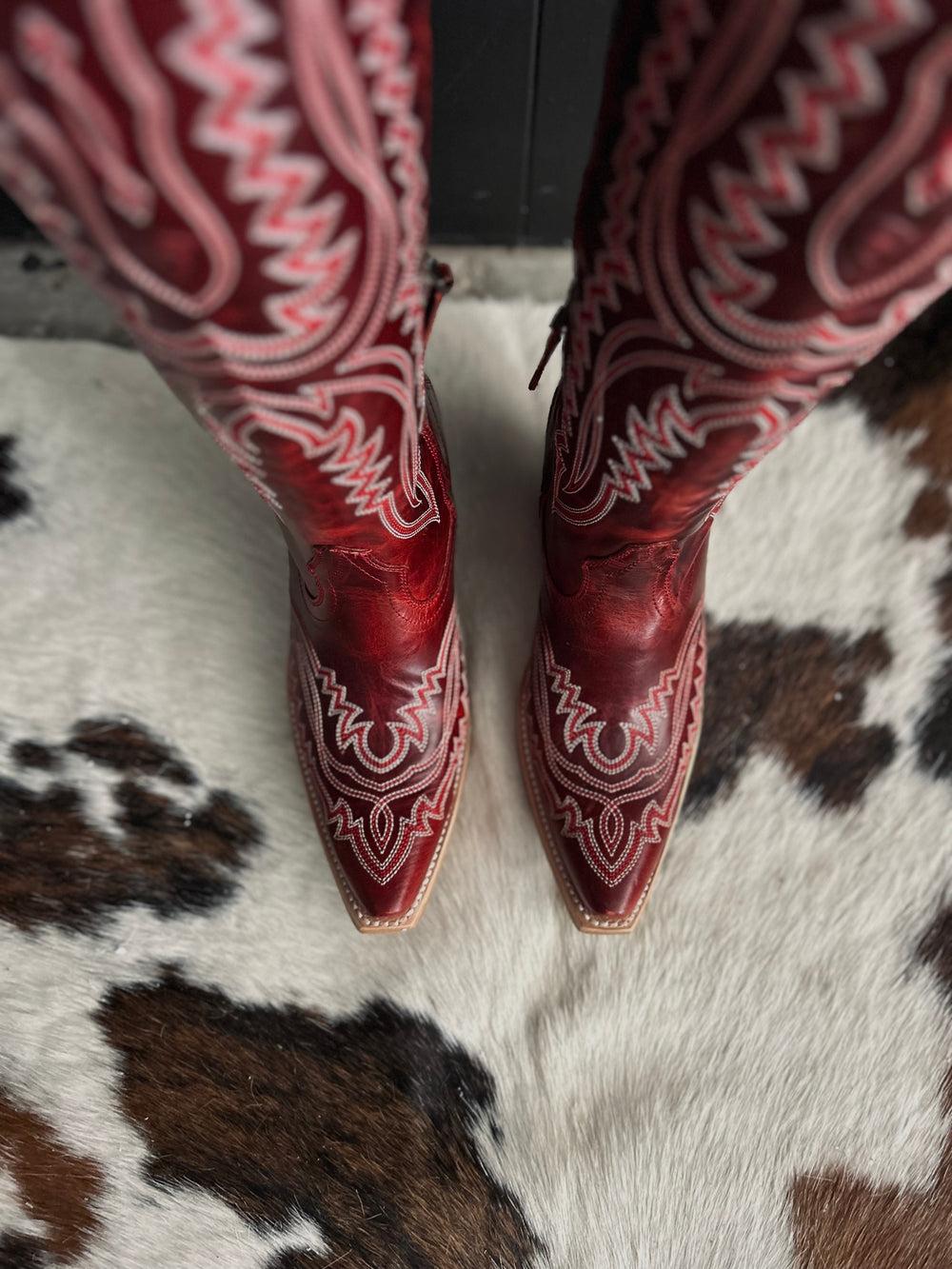 Women's Ariat Red Casanova XToe Boots Product Image
