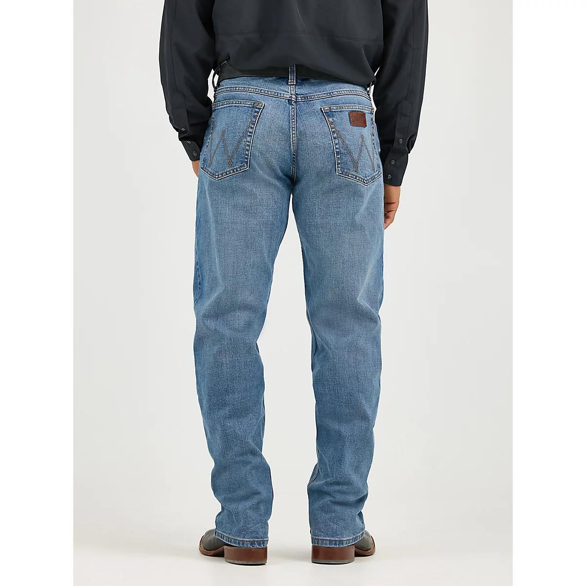 Men's Wrangler® 20X® Active Flex Relaxed Fit Jean in Admiral Blue Product Image