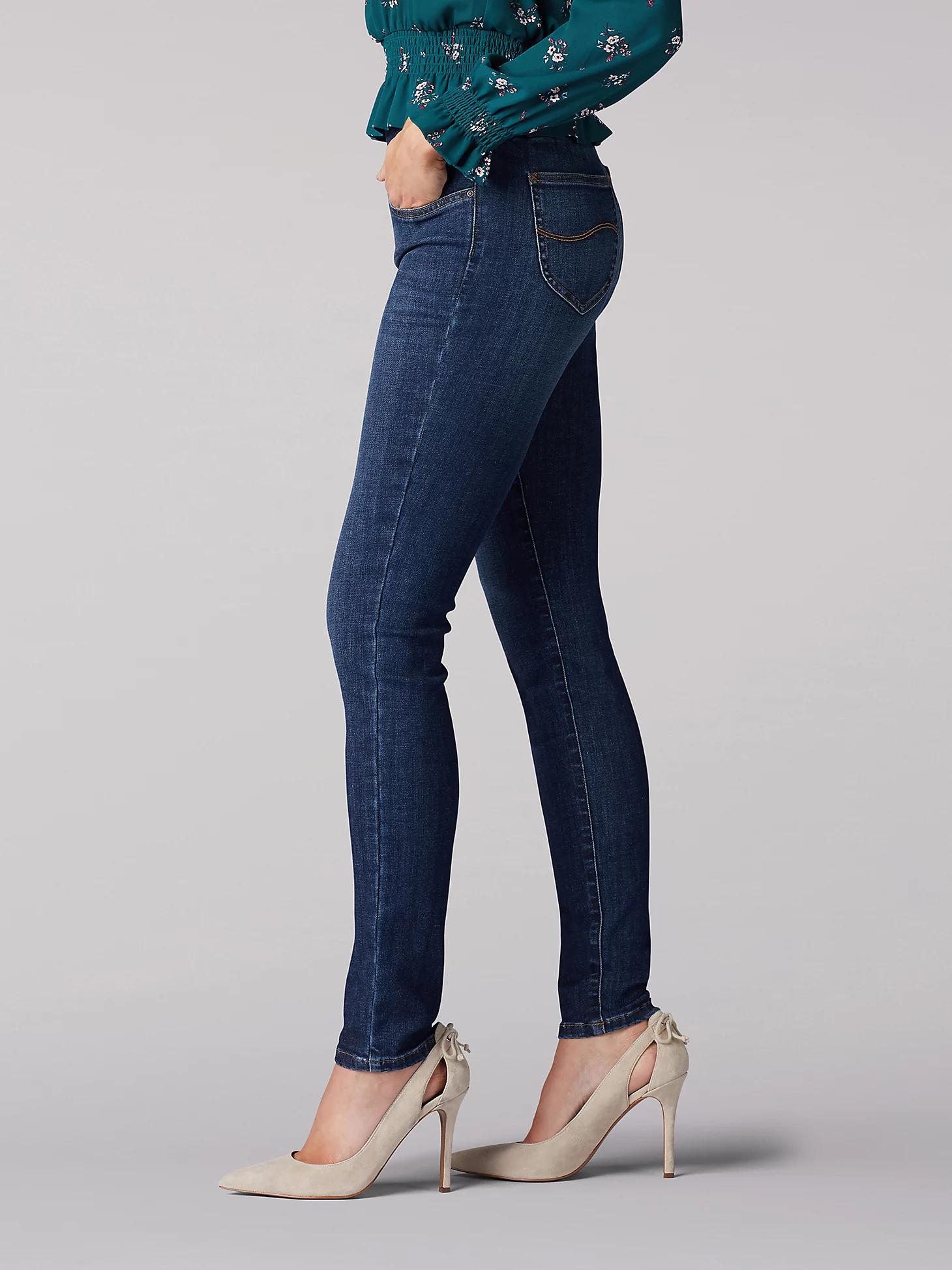 Women’s Sculpting Slim Fit Skinny Pull-On Jean | Women's Jeans | Lee® Product Image