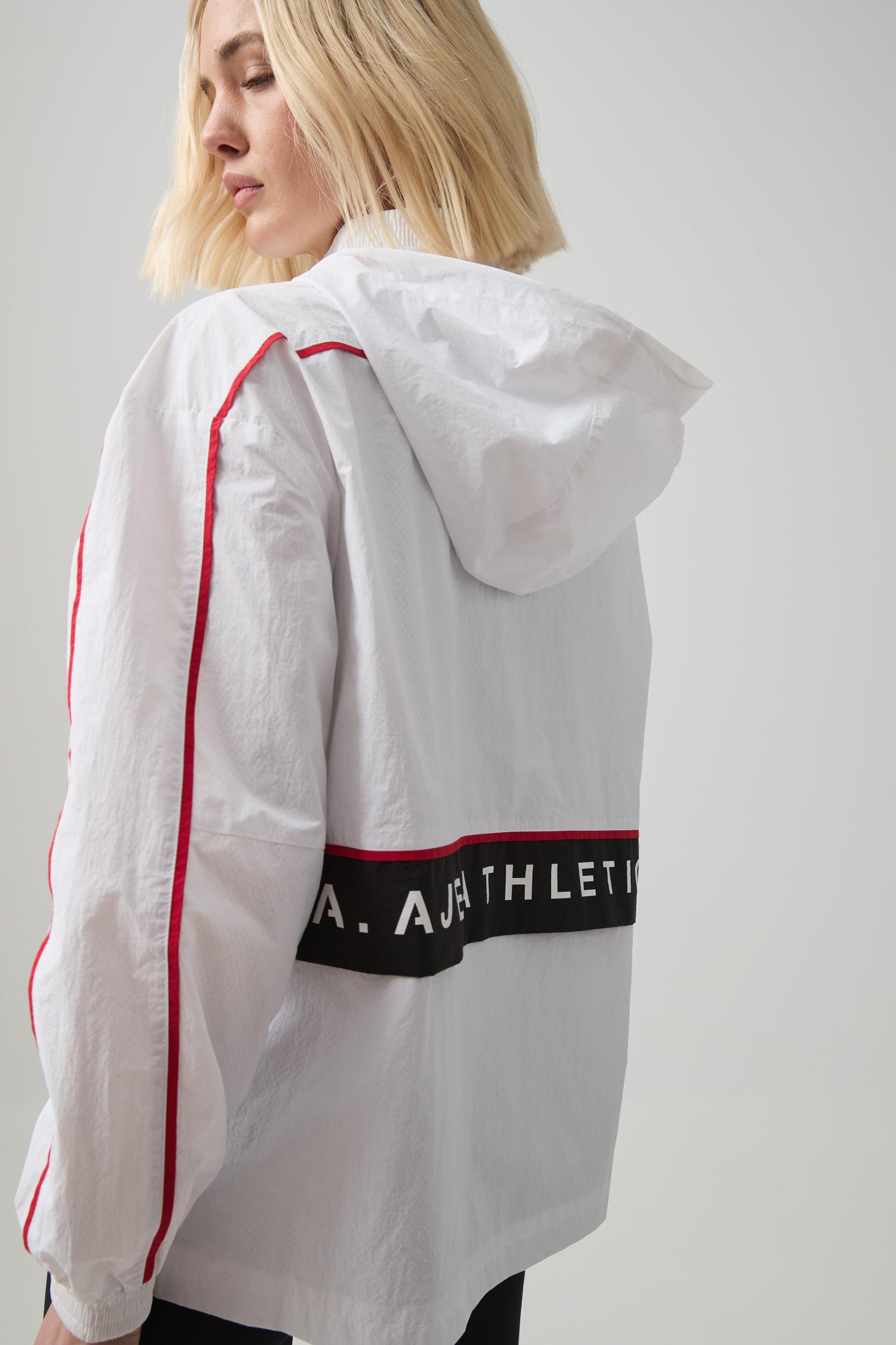 Contrast Spray Jacket 742 Product Image