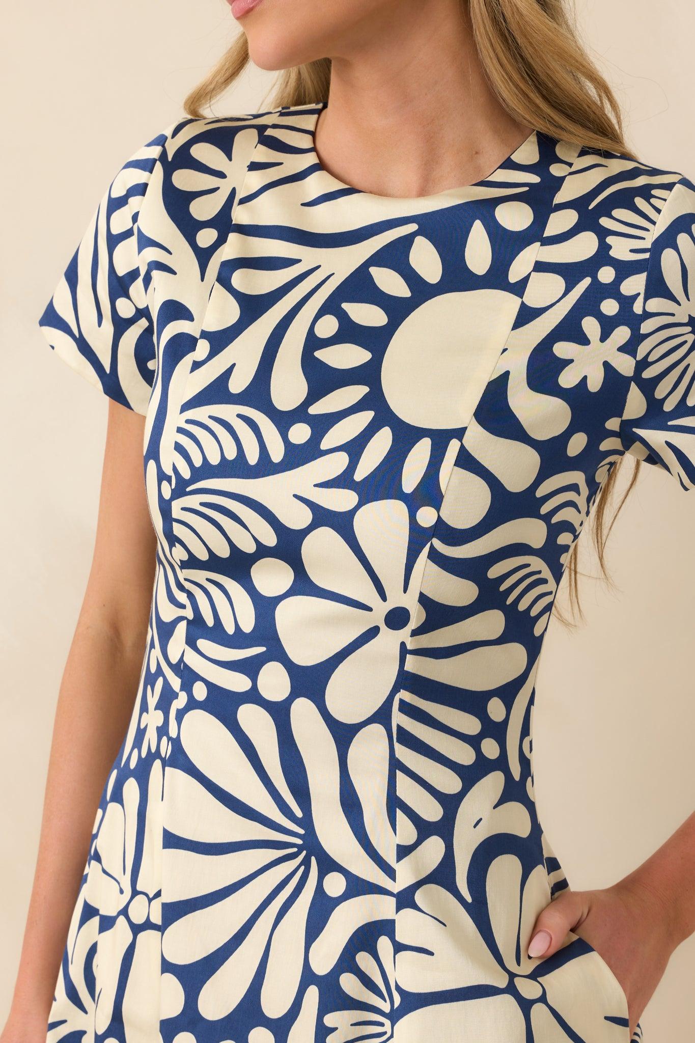Prosperina Margot Navy Floral Print Cotton Reversible Midi Dress L / Navy Product Image