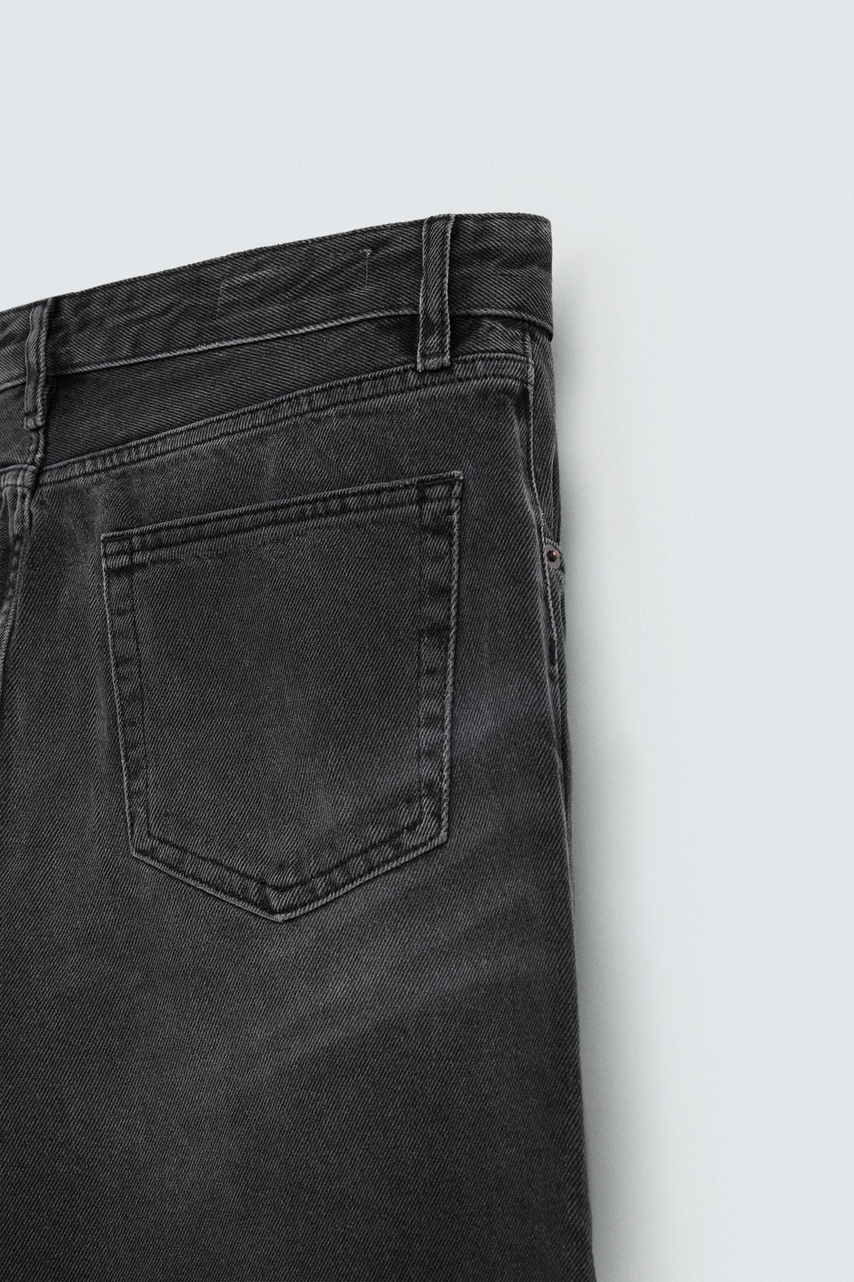 FLARE FIT JEANS Product Image