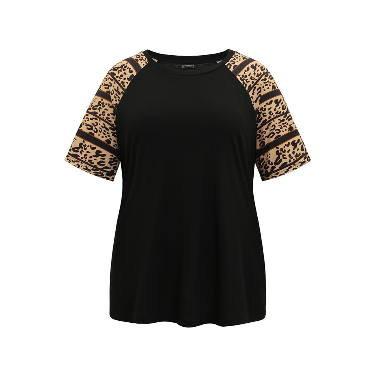 Plus Size Leopard Print Contrast Raglan Sleeve T-shirt Black Women Casual Contrast Leopard Round Neck Dailywear T-shirts BloomChic 12/L Product Image