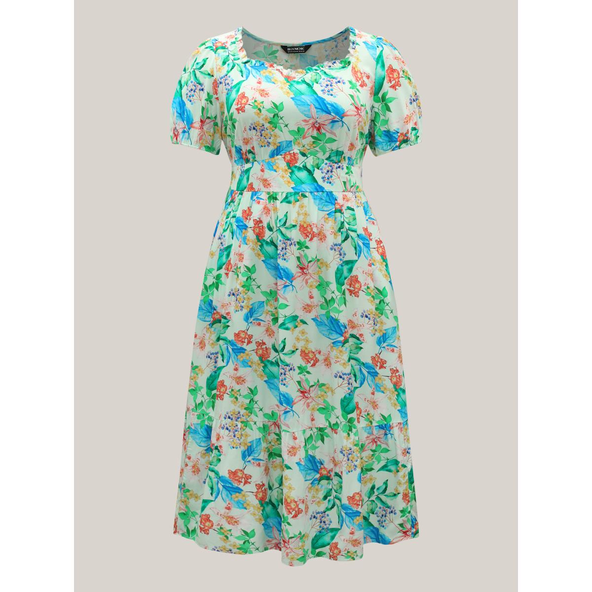 Plus Size Spring Flowers Printed Pockets Midi Dress Truegreen Women Heart neckline Short sleeve Curvy BloomChic 12/L Product Image